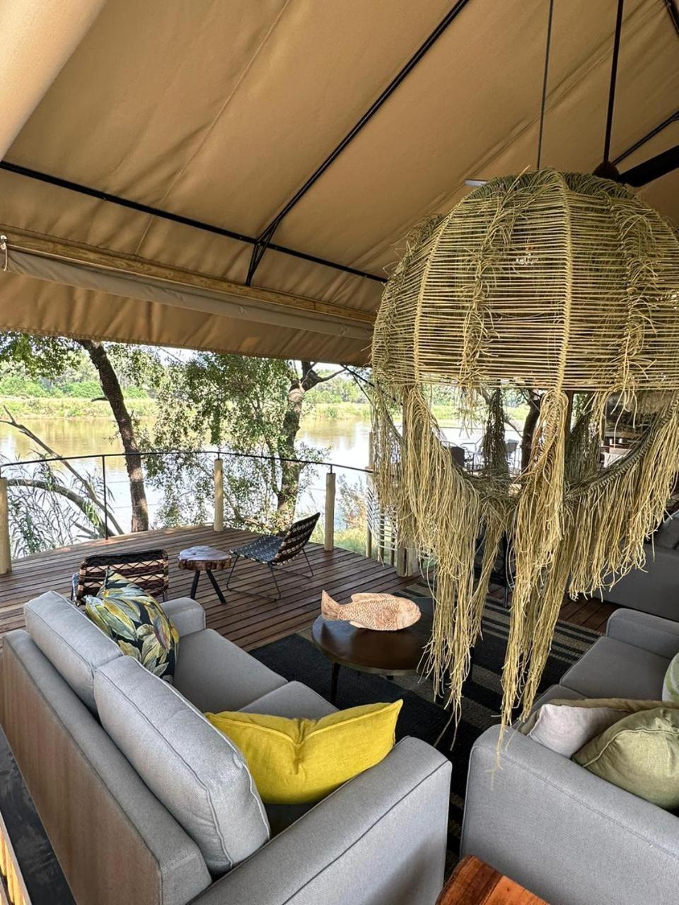 Luxury tent Bundox River Hoedspruit